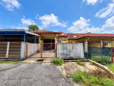 1-storey Terraced House For Sale in Kok Lanas,KTN