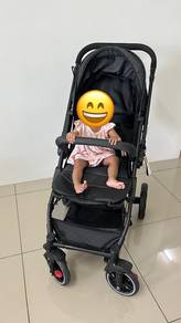 Heavy duty 2way facing Stroller (like new)