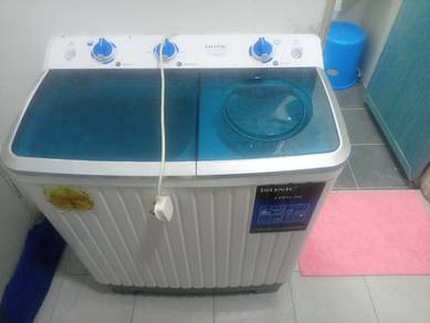 almari baju,meja makan mable 6 kerusi,mesin basuh