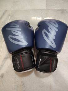 Decathlon KTG100 Kick Thai Boxing Glove