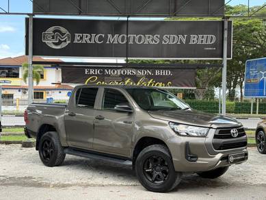 2022 Toyota Hilux E