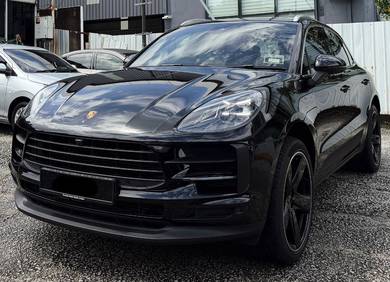 Porsche Macan in Damansara, KUL
