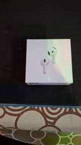 Airpods 4 (ANC) REFURBISHED