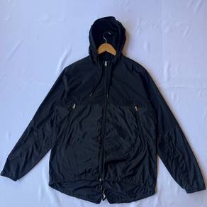 Under Armour Black Jacket(L)