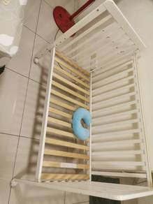 Kids wooden cot
