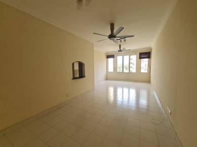 Condominium For Sale in De Rozelle