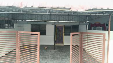 Terraced House For Rent in Bahau,NSN