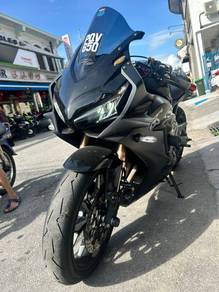 Honda CBR650R