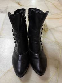 boots