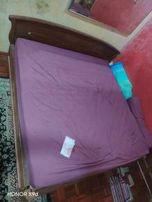 wooden bed (Kayu belian) 