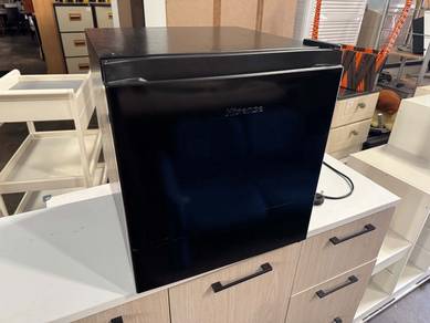(Hisense) Mini Bar Fridge Peti Sejuk 1 Door