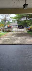 Semi-Detached House For Rent in Paka,TRG