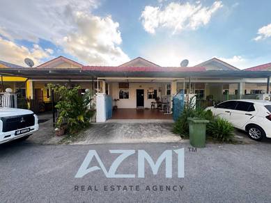 Terraced House For Sale in Miri,SWK