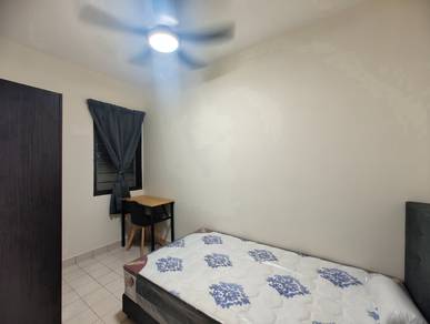 Room in Damansara Perdana, SGR