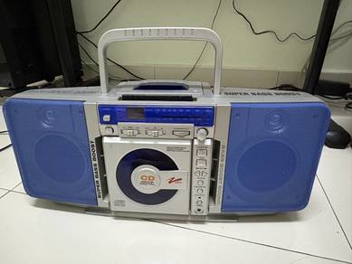 Vintage ZEN Boombox - CD, Cassette, Radio
