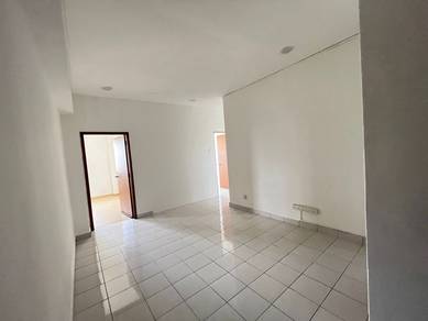Apartment For Rent in Persiaran Tanjung Apartment