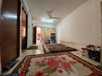 Flat For Sale in Flat Puchong Permai