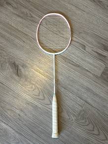 Second-hand badminton racket
