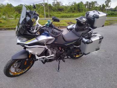 CFMOTO 800MT