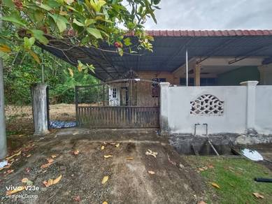 Semi-Detached House For Sale in Gurun,KDH