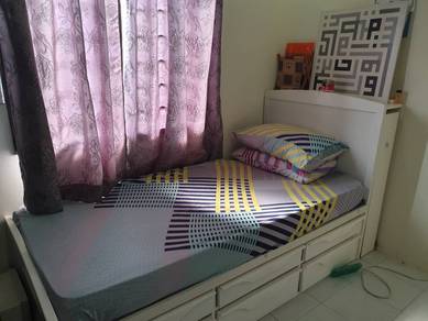 Room in Durian Tunggal, MLK