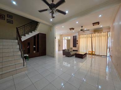 2-storey Terraced House For Sale in Sungai Ara,PNG