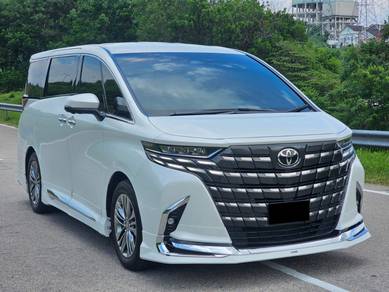Toyota Alphard Z in Seri Kembangan, SGR