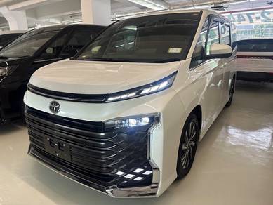 2022 Toyota Voxy S-Z