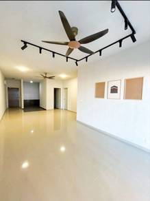 Apartment For Sale in Admiral Residences