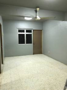 Apartment For Sale in Alpha Arena Apartment