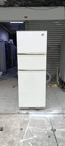 LG 3door peti ais sejuk 300L peti ais sejuk