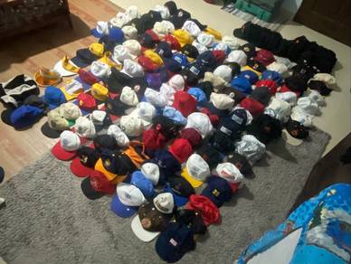 Topi (cap) baru