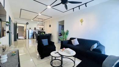 Condominium For Sale in Platinum Lake PV 20