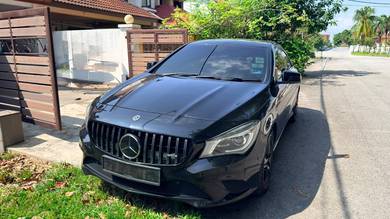 Mercedes Benz CLA200 200 (CBU) in Subang Jaya, SGR