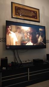 LG Smart TV 70 inch