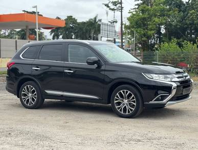 Mitsubishi Outlander 2.0 AWD in Johor Bahru, JHR