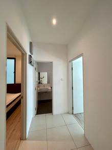 Condominium For Sale in Royal Richmond Gold