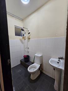 Condominium For Rent in University Utama Condominium