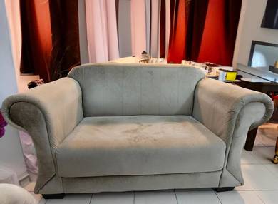 Sofa 2 Seater Beige Cream – Second Hand