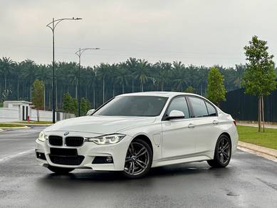 BMW 330e 30E M SPORT (CKD) in Skudai, JHR