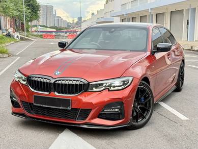 BMW 330i 30i M SPORT in Desa Petaling, KUL