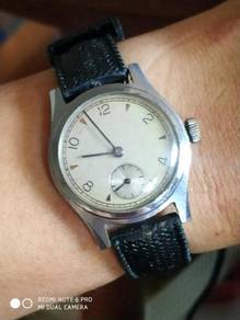 Vintage unbranded watch 50s
