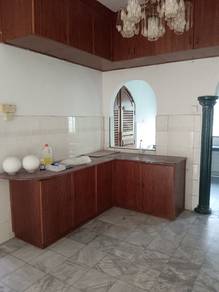 Bungalow House For Sale in Chemor,PRK