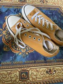 Converse Chuck Taylor All Star Yellow – UK7