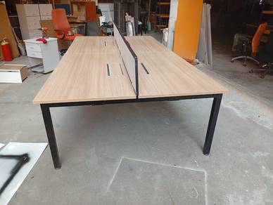 4 Seater Workstation