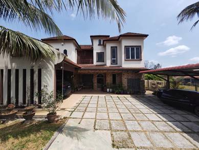 Bungalow House For Sale in Lukut,NSN