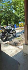 Yamaha R15