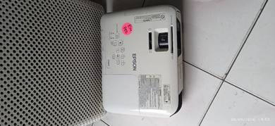 EPSON Projector HDMI USB EX3240  100-240V 50/60hz 