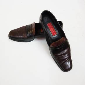 Vintage Cole Haan Square Heel leather loafers