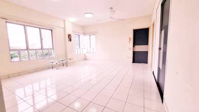Condominium For Sale in Casa Damansara